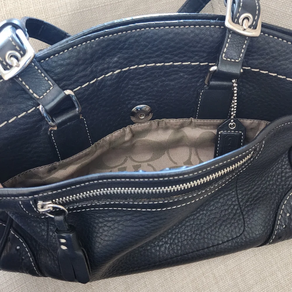 Coach Vintage A06S-5031 Pebbled Leather Bag - Picture 11 of 14